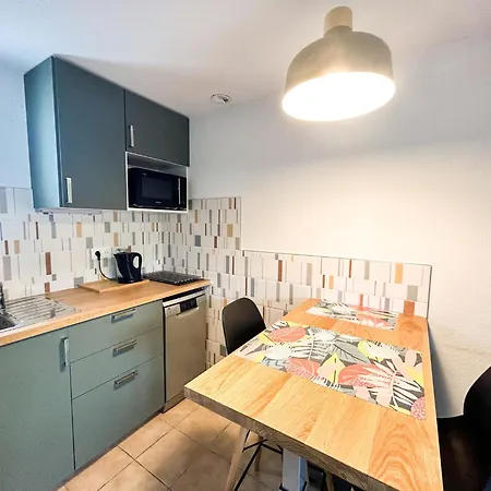 Les Lavandines 1-6 By Interhome Агд