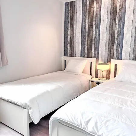 Les Lavandines 1-6 By Interhome