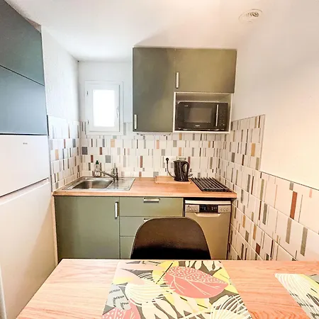 Les Lavandines 1-6 By Interhome *