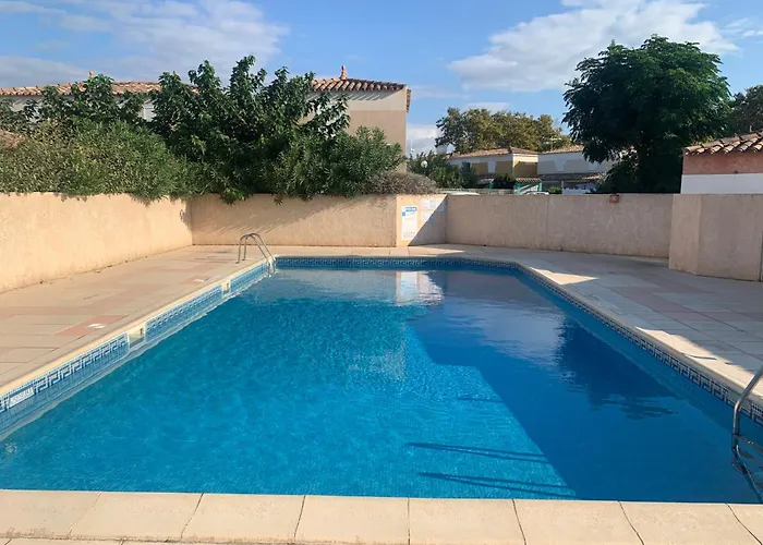 Les Lavandines 1-6 By Interhome Сasa de vacaciones Agde