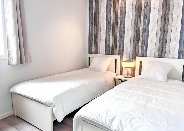 Les Lavandines 1-6 By Interhome