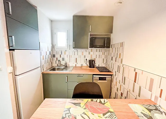 Les Lavandines 1-6 By Interhome *