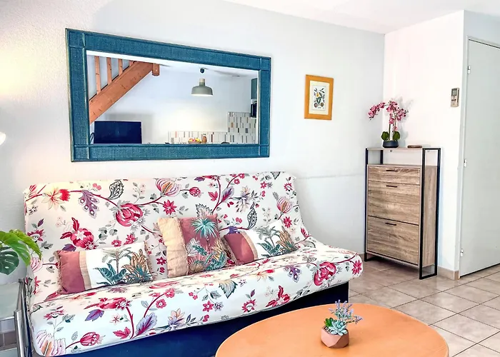 Les Lavandines 1-6 By Interhome Сasa de vacaciones Agde